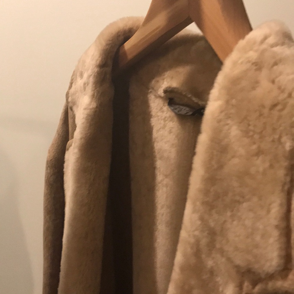 Hugo Boss coat!!! - Picture 2 of 3